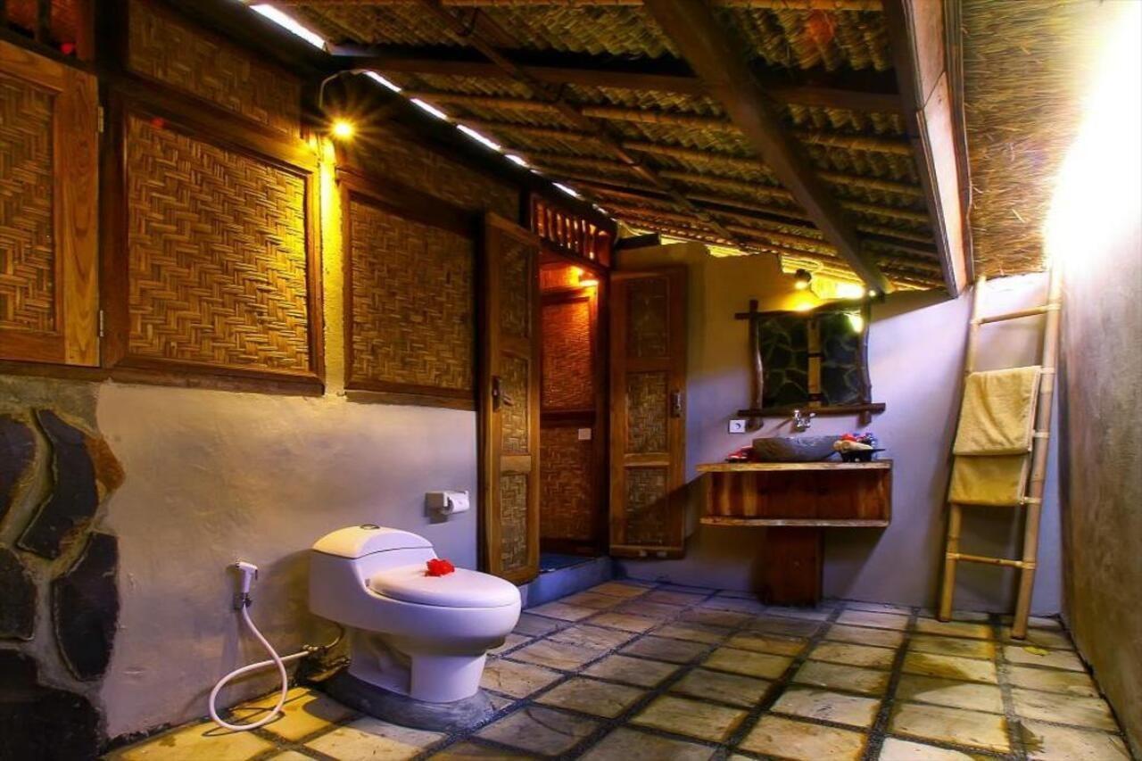 Flower Bud Bungalow Pecatu Екстериор снимка