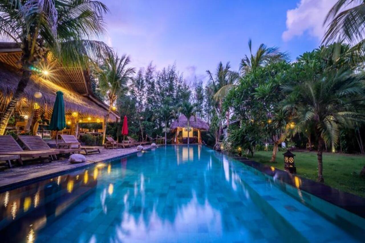 Flower Bud Bungalow Pecatu Екстериор снимка
